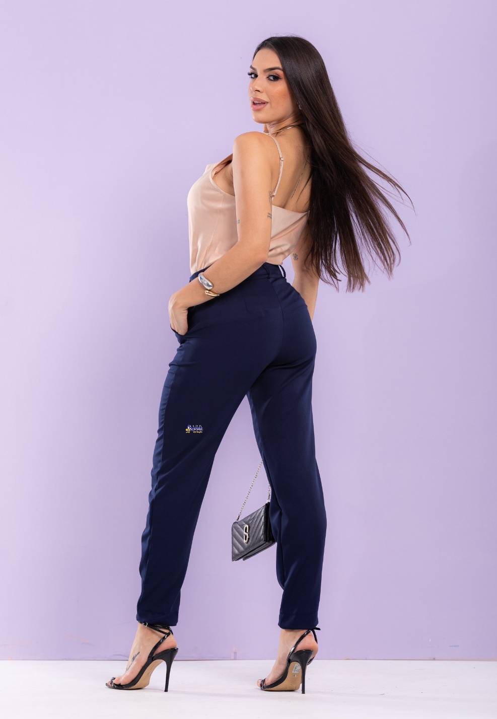 Calça Alfaiataria Feminina Cenoura