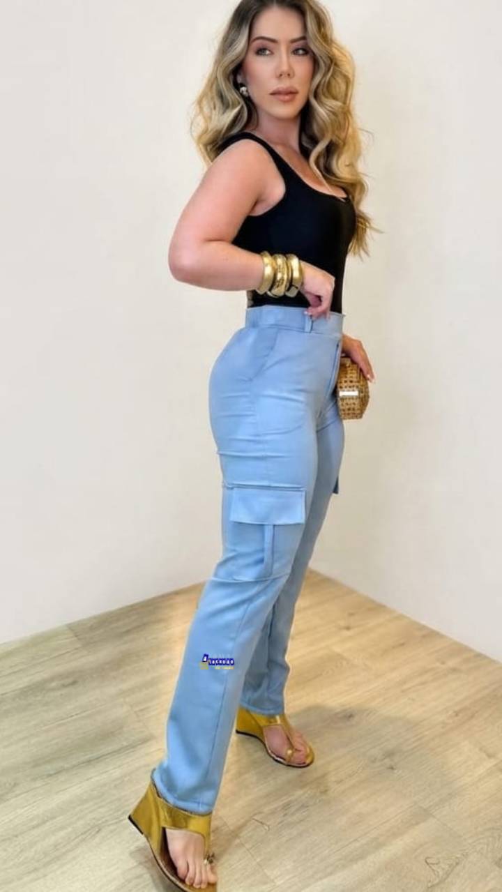 Calça Cargo Feminina Alfaiataria