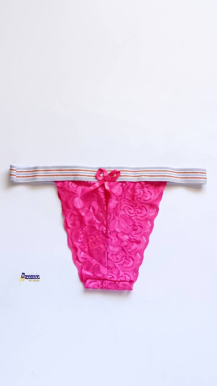 Calcinha String Fio Dental em Renda Sexy