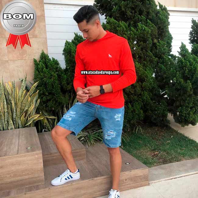 Camisa Manga Longa Liso e Capuz