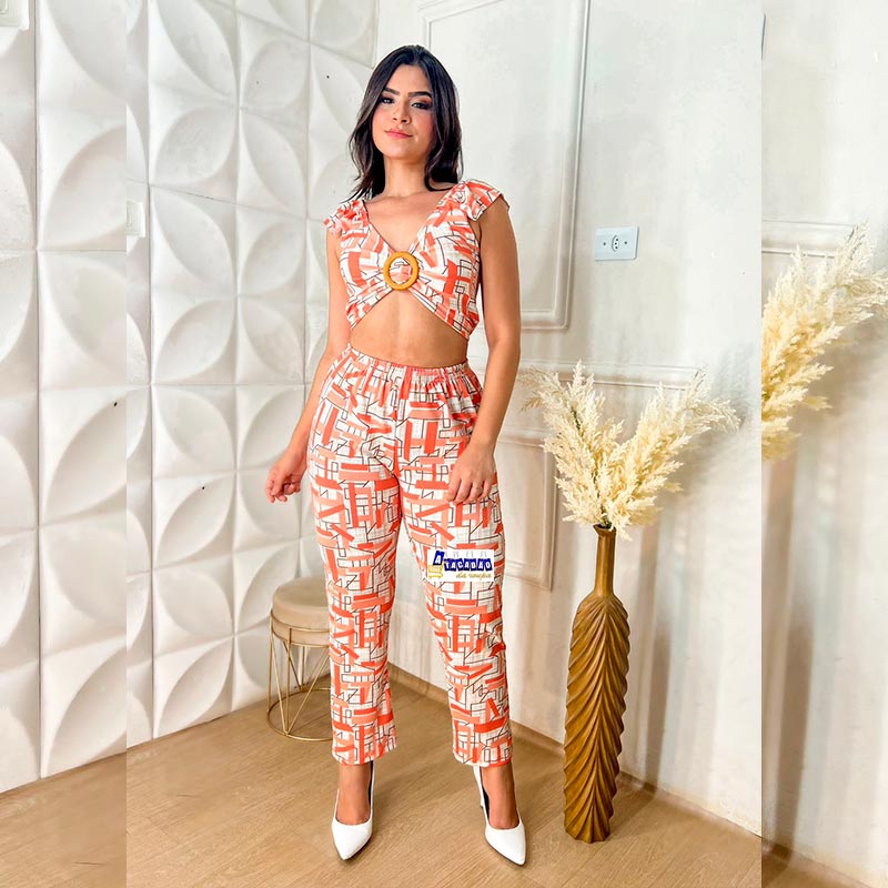 Conjunto Crepe Cropped E Calça Estampado