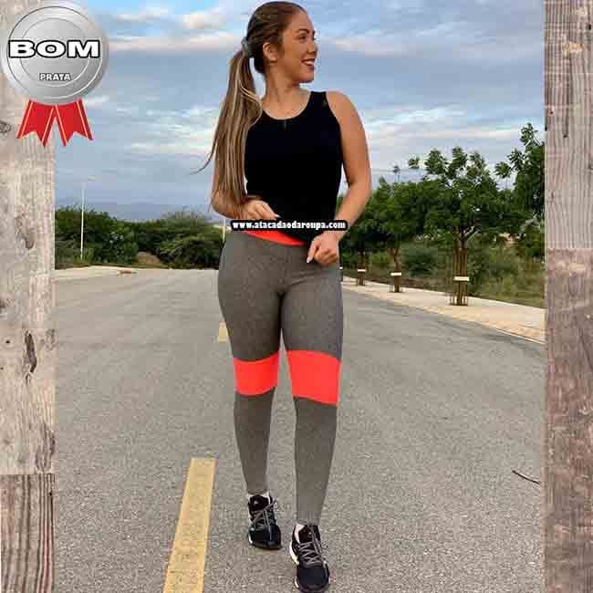 Calça Legging Fitness com Detalhes
