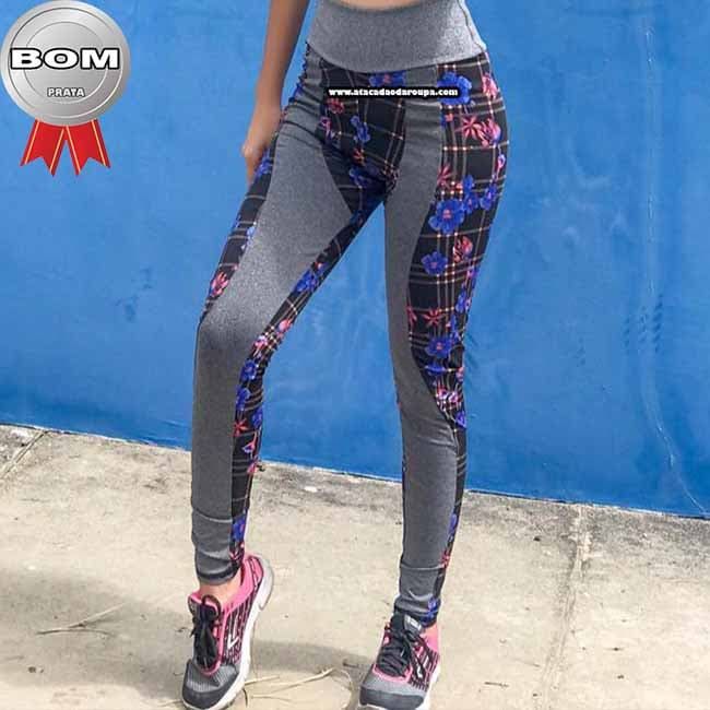 Calça Legging Fitness com Detalhes
