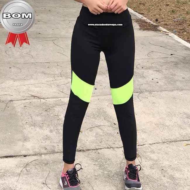 Calça Legging Fitness com Detalhes