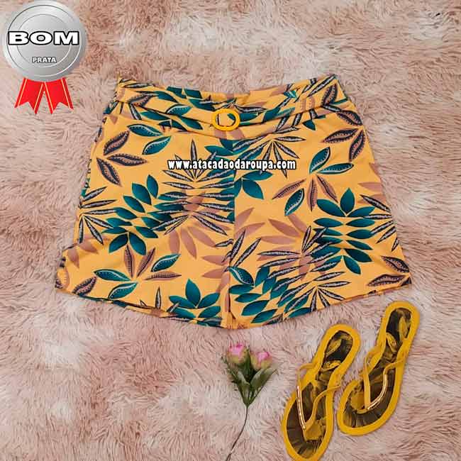 Short Feminino de Crepe Plus Size