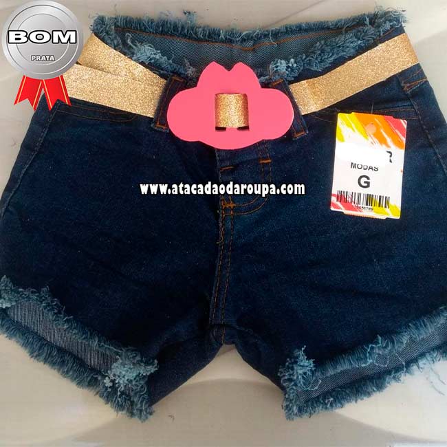 Short Jeans com Cinto Grosso