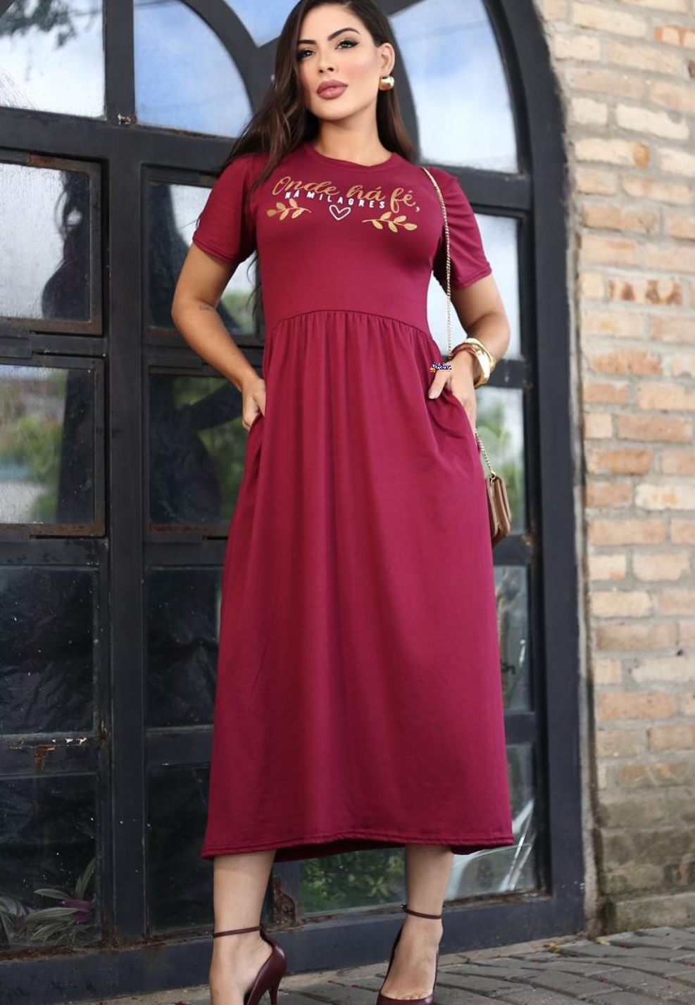 Vestido Midi Yalle Com Bolsos e Frases Cristã Vestido Midi Yalle Com Bolsos e Frases Cristã