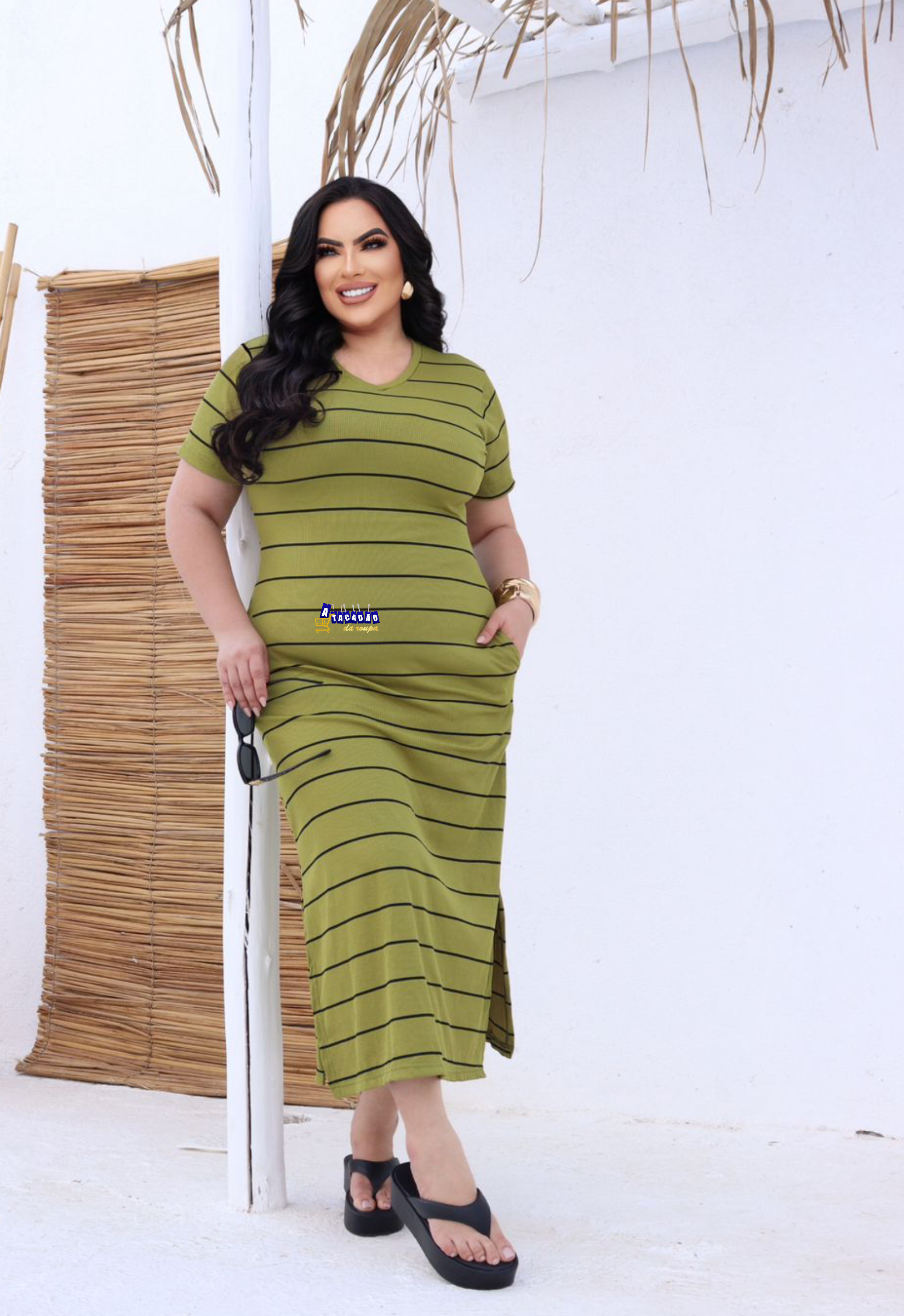 Vestido Longo Listrado Plus Size