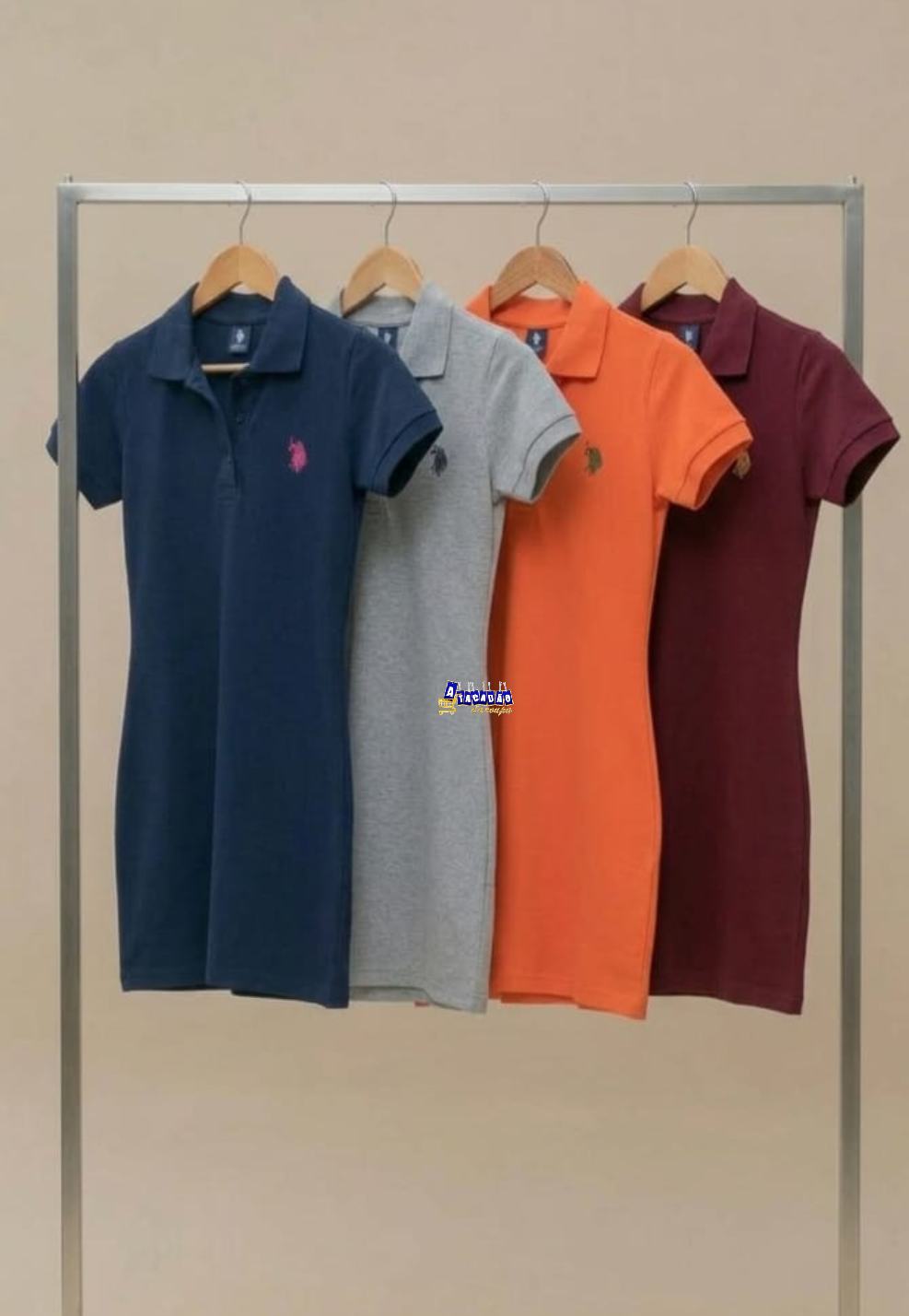 Vestido Curto Casual Gola Polo