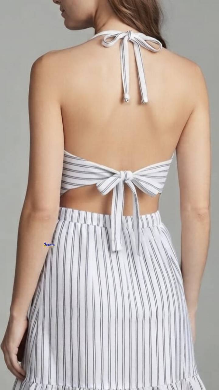 Vestido Listrado Com Recorte e Amarração