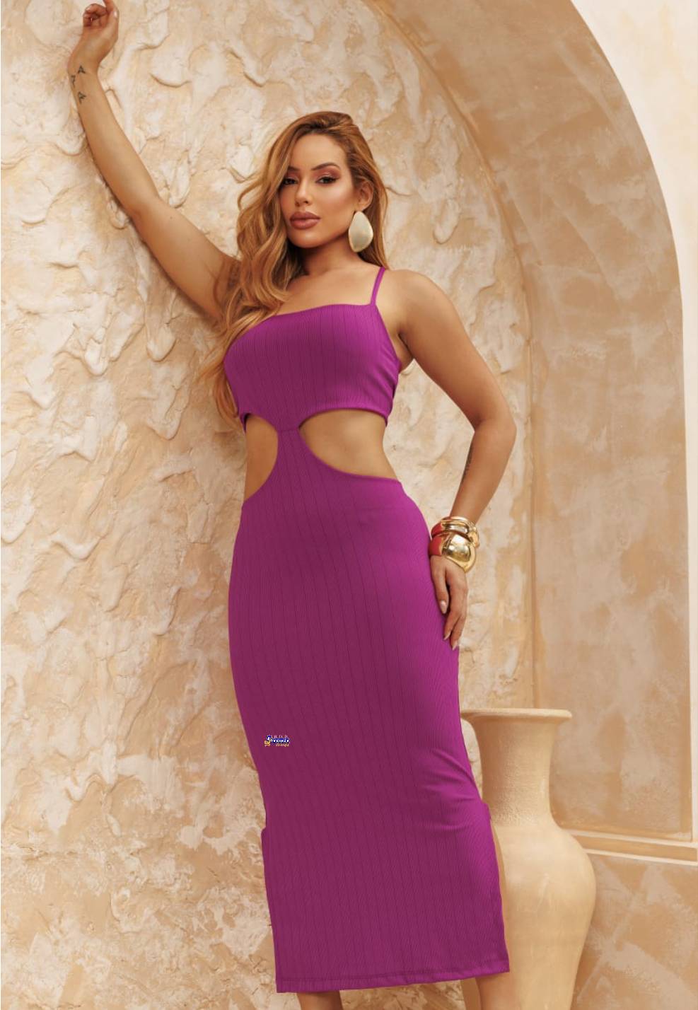 Vestido Midi Alça Com Recorte na Cintura